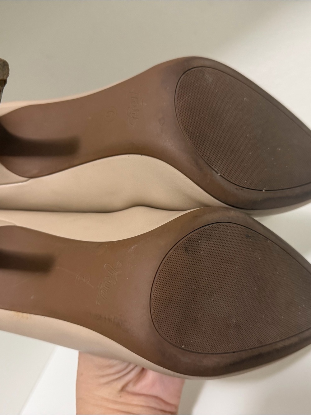**Super Comfortable** Nude Pointed-Toe High Heel Pumps - Picture 3 of 9